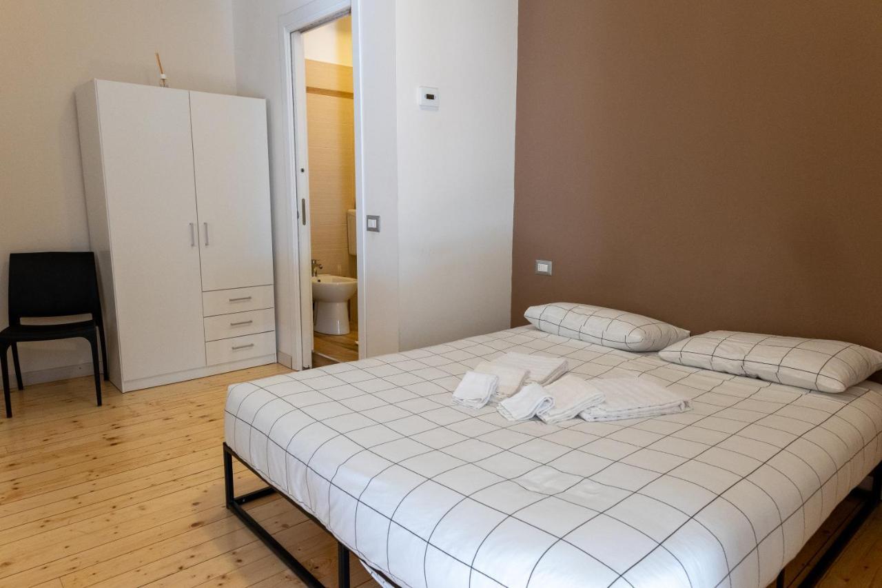 Trontano La Stazione Bed & Breakfast エクステリア 写真